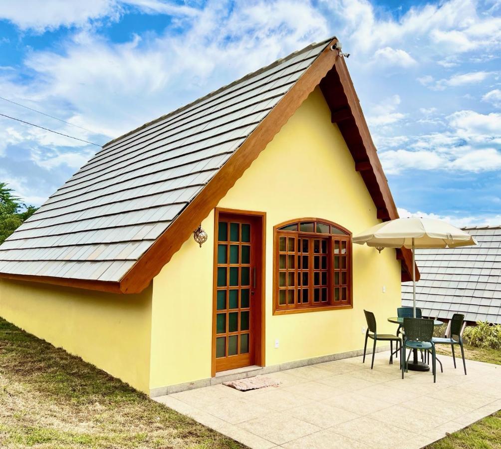 Pousada Famiglia Bartho Espirito Santo do Pinhal Exterior foto